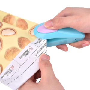 Mini Máquina Seladora Para Saco Plástico Com Imã de Geladeira Pratica e Rápida (CÓDIGO 41)